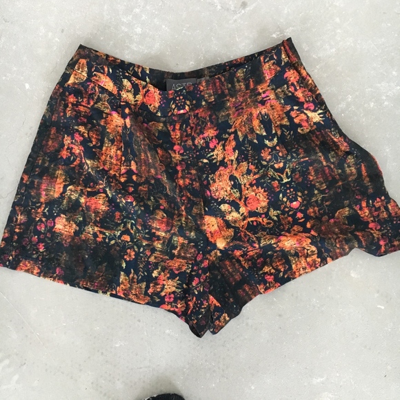 COPY - ASTR Floral Print High Waisted Shorts - Picture 1 of 3